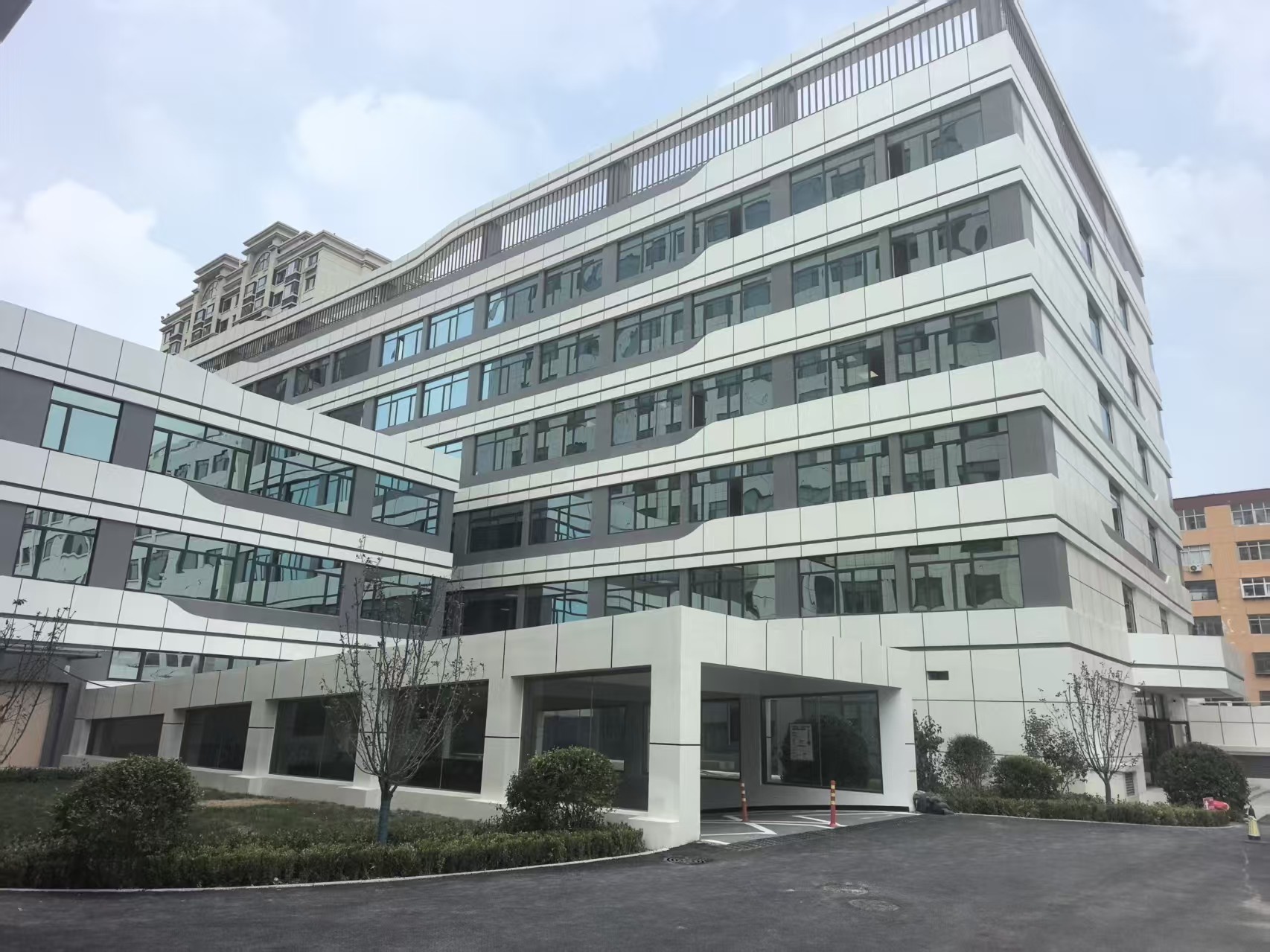 山东省聊城市中医医院—鲁泰无机预涂板应用