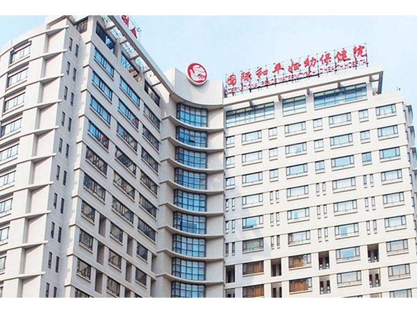 中国福利会国际和平妇幼保健院—鲁泰抗菌洁净板应用